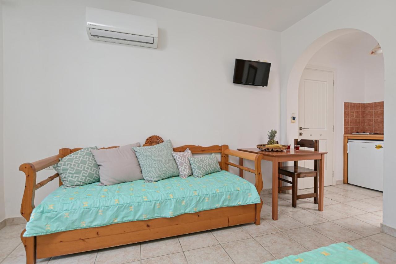 Alykes Studios & Suites Agios Prokopios  Exterior foto